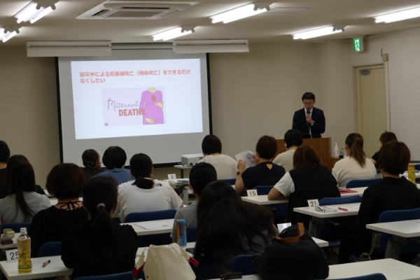 院内助産開設のためのシンポジウム(ホテルグランヴィリオにて)